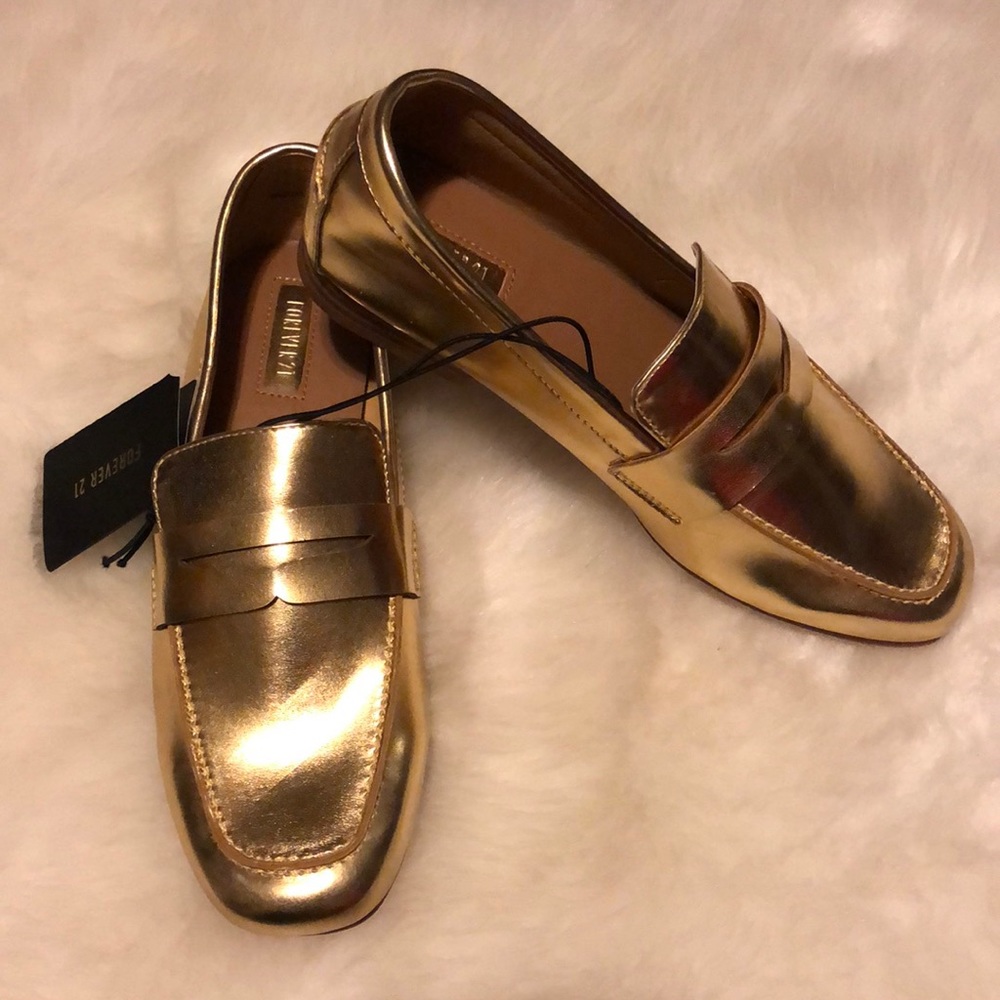 Forever 21 Gold Loafers Size 5.5